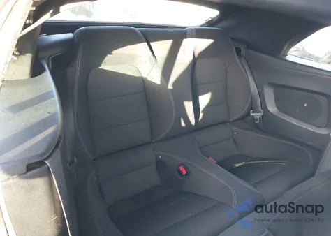 2015 Ford Mustang V6 из США, поврежденный, VIN 1FATP8EM7F5373346